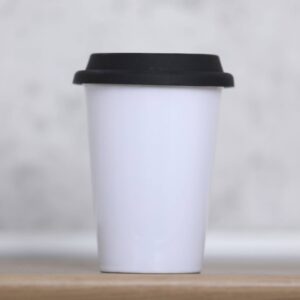 Pahar ceramic sublimamil cu capac din silicon culoare neagră - Fără personalizare